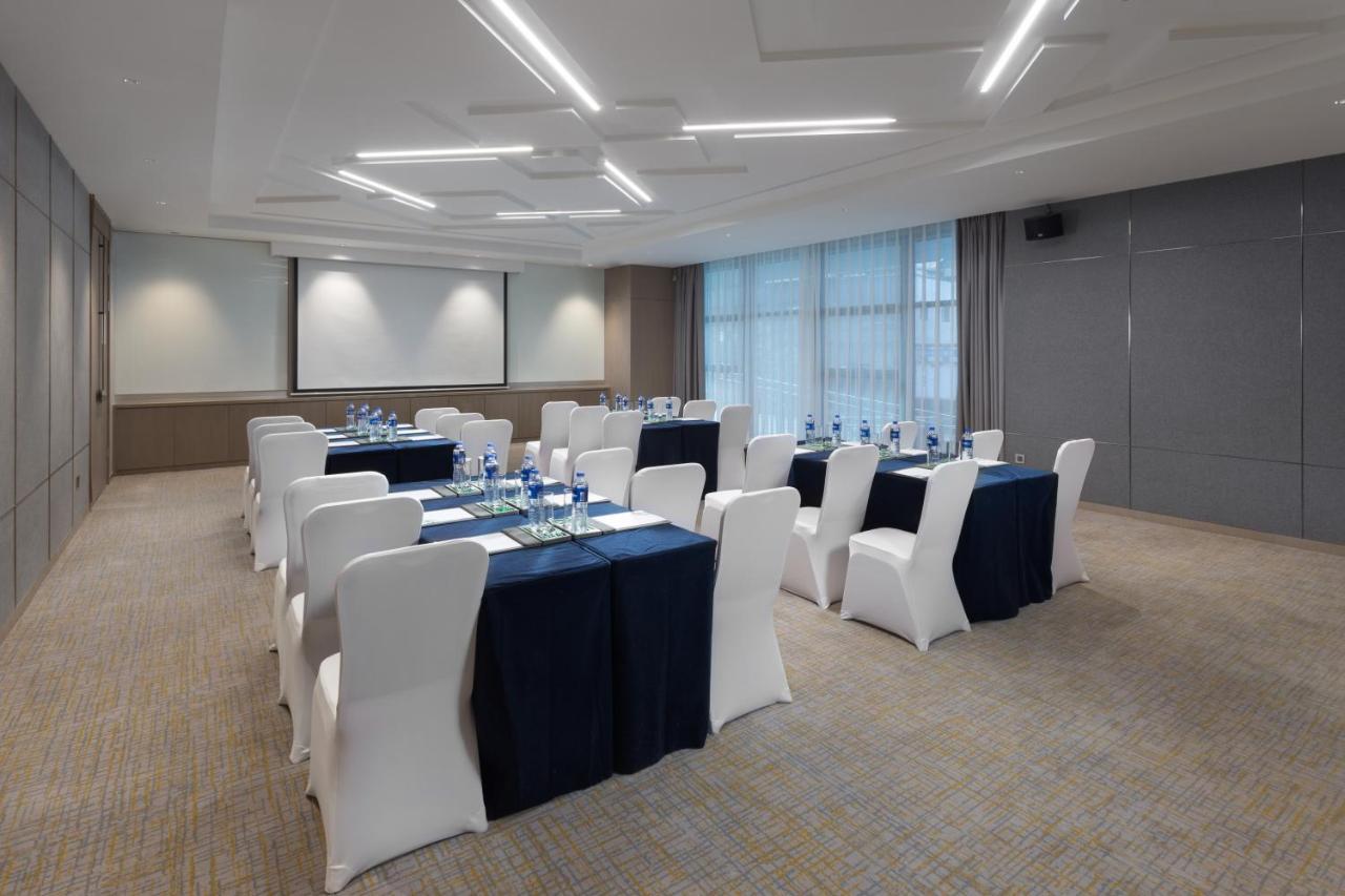 Holiday Inn Guiyang City Center By Ihg Guiyang (Guizhou) Exterior foto
