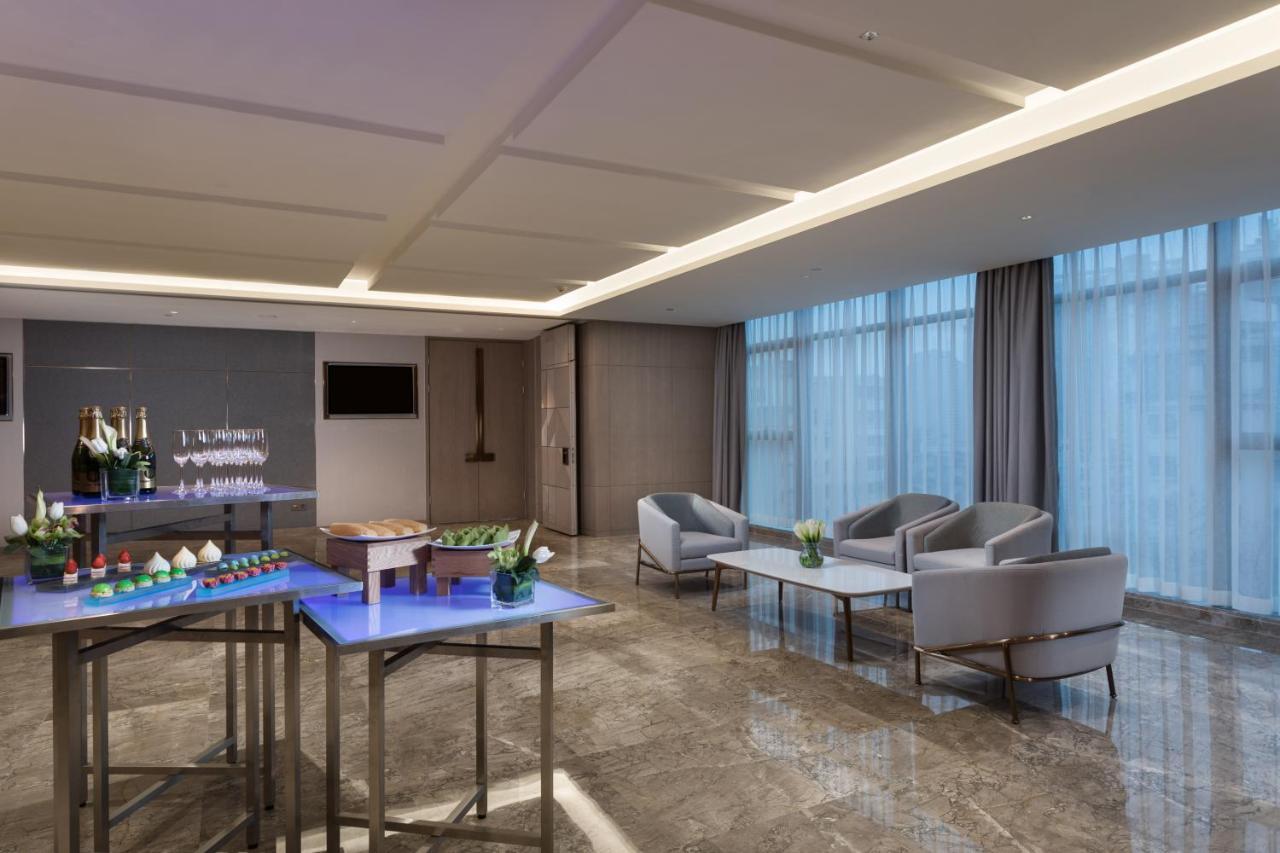 Holiday Inn Guiyang City Center By Ihg Guiyang (Guizhou) Exterior foto