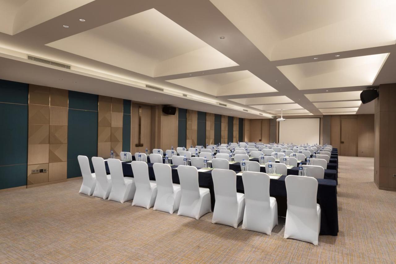 Holiday Inn Guiyang City Center By Ihg Guiyang (Guizhou) Exterior foto